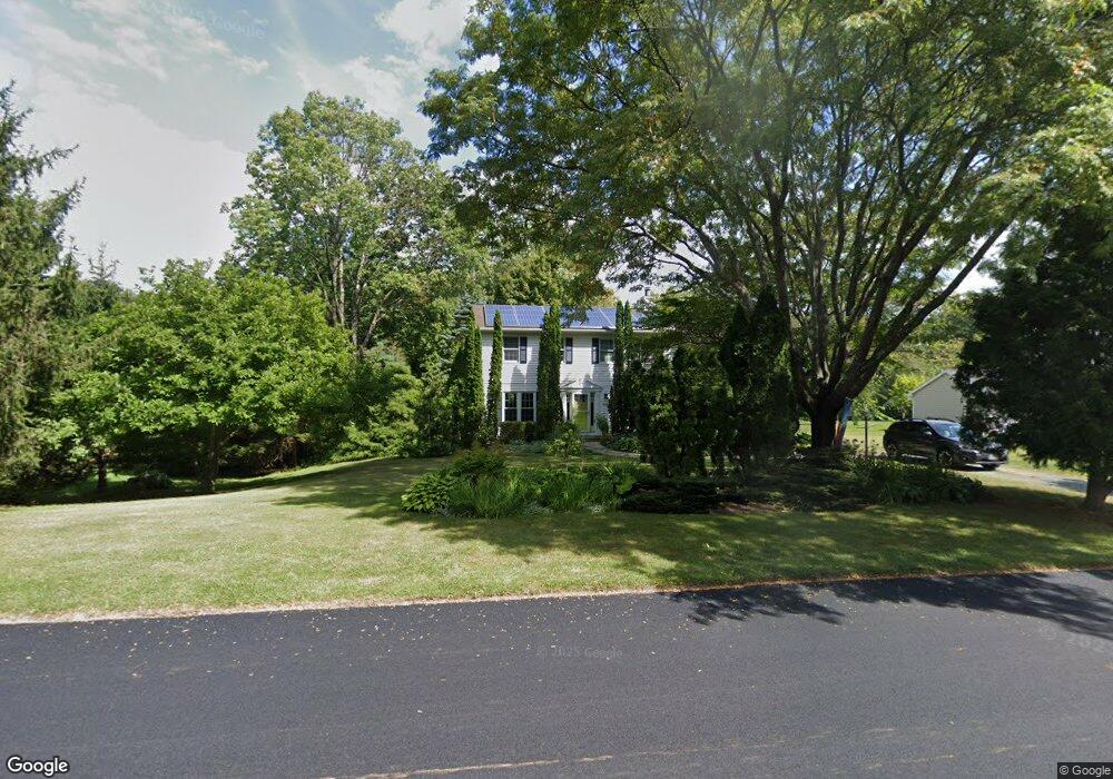 1490 Maplecrest Dr, Castleton On Hudson, NY 12033 - photo 1