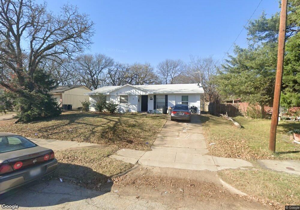 2421 Avis St, Mesquite, TX 75149 - photo 1