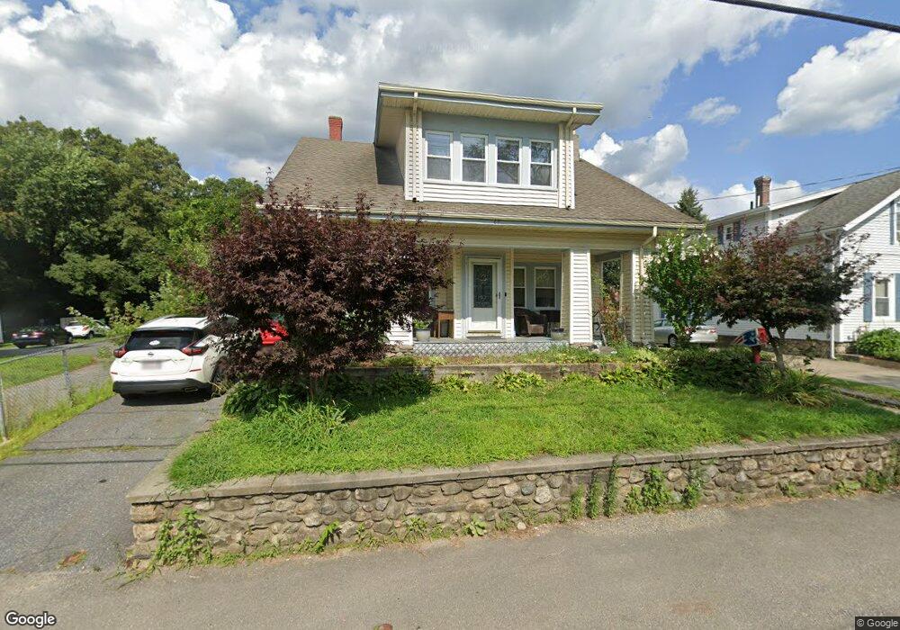 67 Cottage St, Hudson, MA 01749 - photo 1