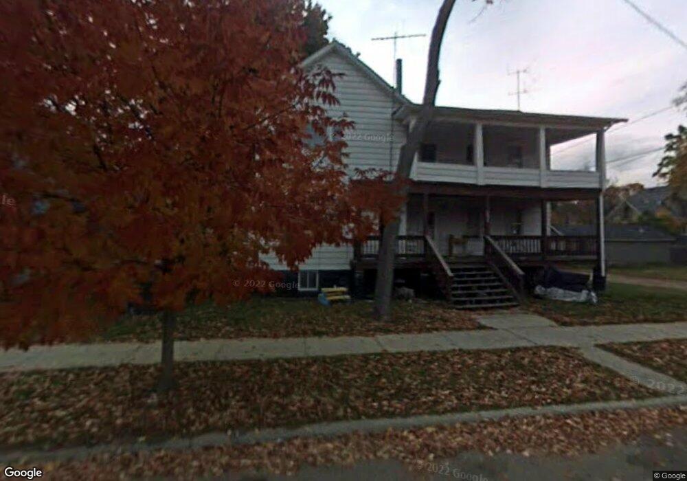 1305 7th St, Menominee, MI 49858 - photo 1