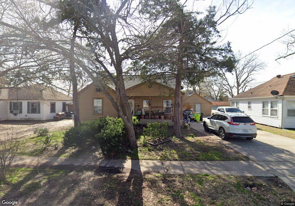 1712 Avenue L, Rosenberg, TX 77471 - photo 1