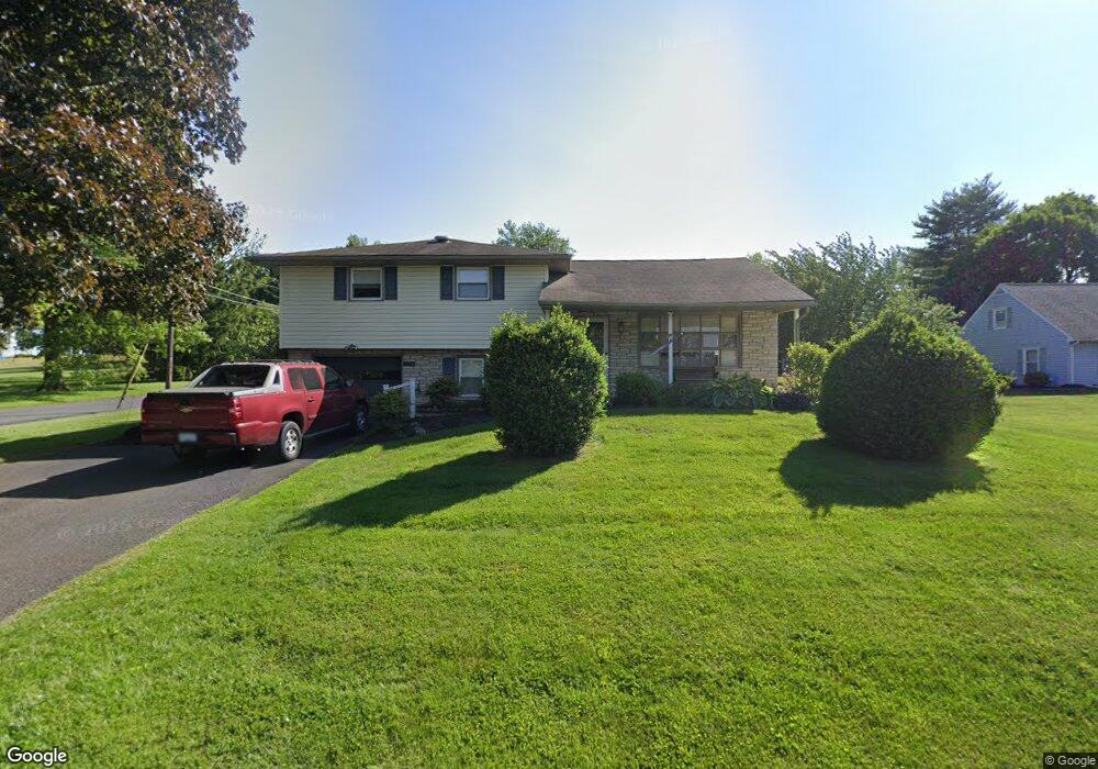 320 Kulp Rd, Pottstown, PA 19465 - photo 1