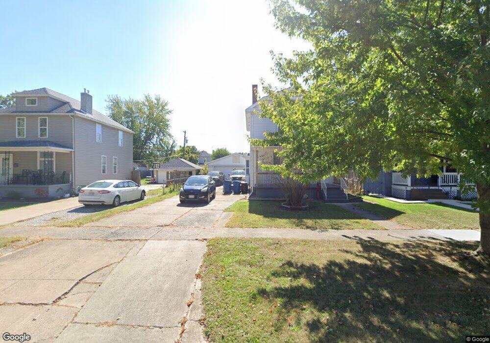 2054 E 29th St, Lorain, OH 44055 - photo 1