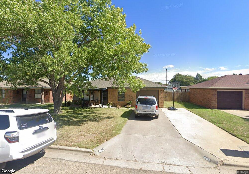 608 Oak Ave, Dumas, TX 79029 - photo 1