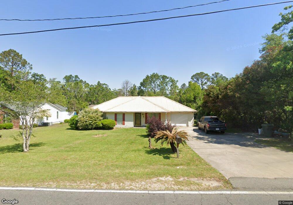 721 Walker St E, Douglas, GA 31533 - photo 1