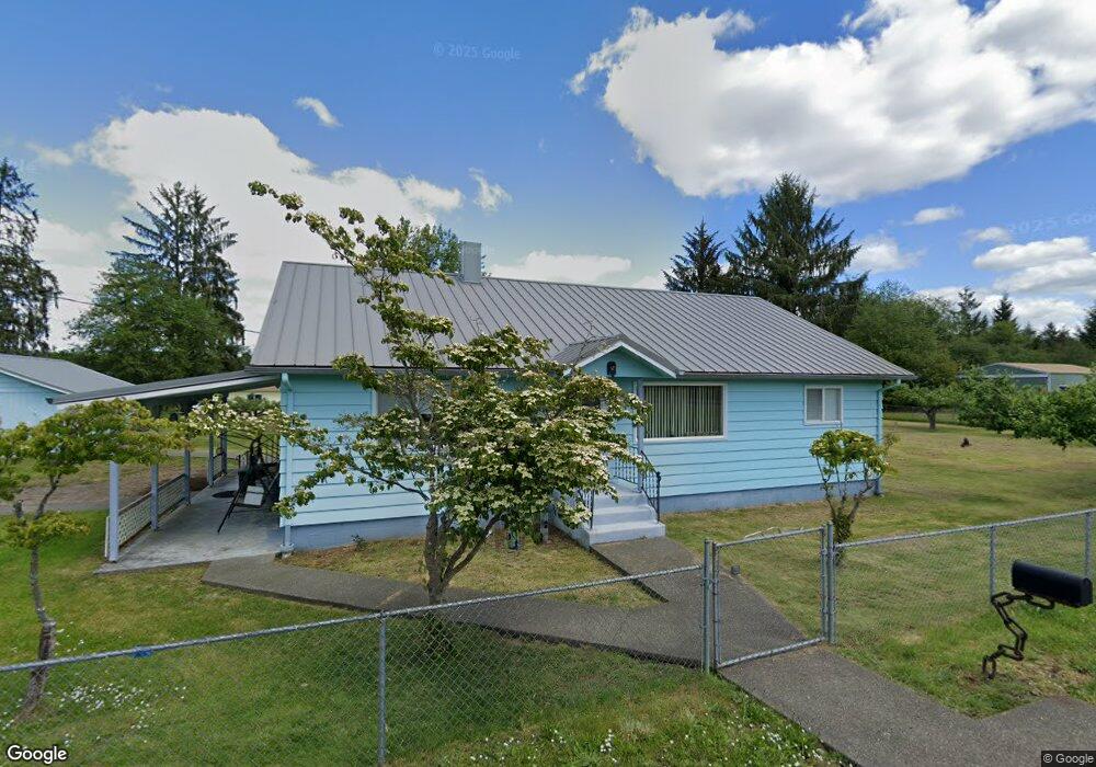 2242 Wilder St, Raymond, WA 98577 - photo 1