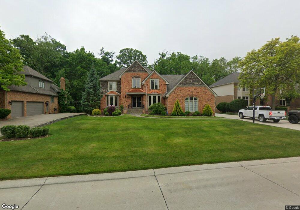 3652 Edinborough Dr, Rochester Hills, MI 48306 - photo 1
