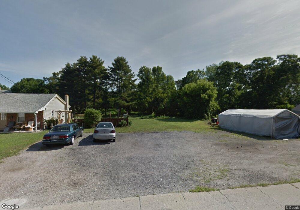 14 Farnum St, Blackstone, MA 01504 - photo 1