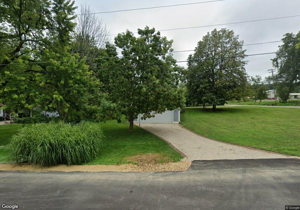 195 Fontana Ave, Fontana, WI 53125 - photo 1