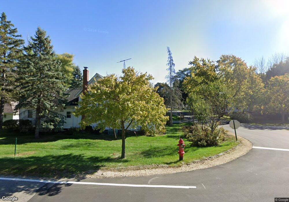 541 S Main St unit 1B, Fontana, WI 53125 - photo 1