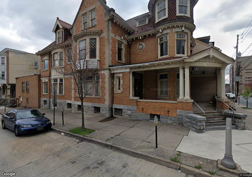 469 W Linden St, Allentown, PA 18102 - photo 1