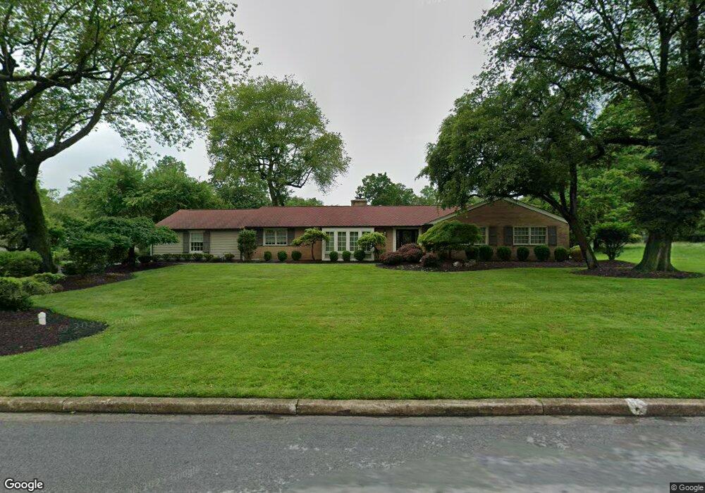 826 Juniper Dr, Lafayette Hill, PA 19444 - photo 1