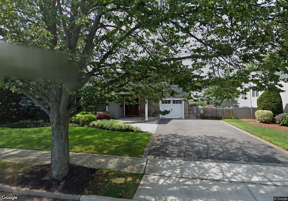 2119 Holland Way, Merrick, NY 11566 - photo 1