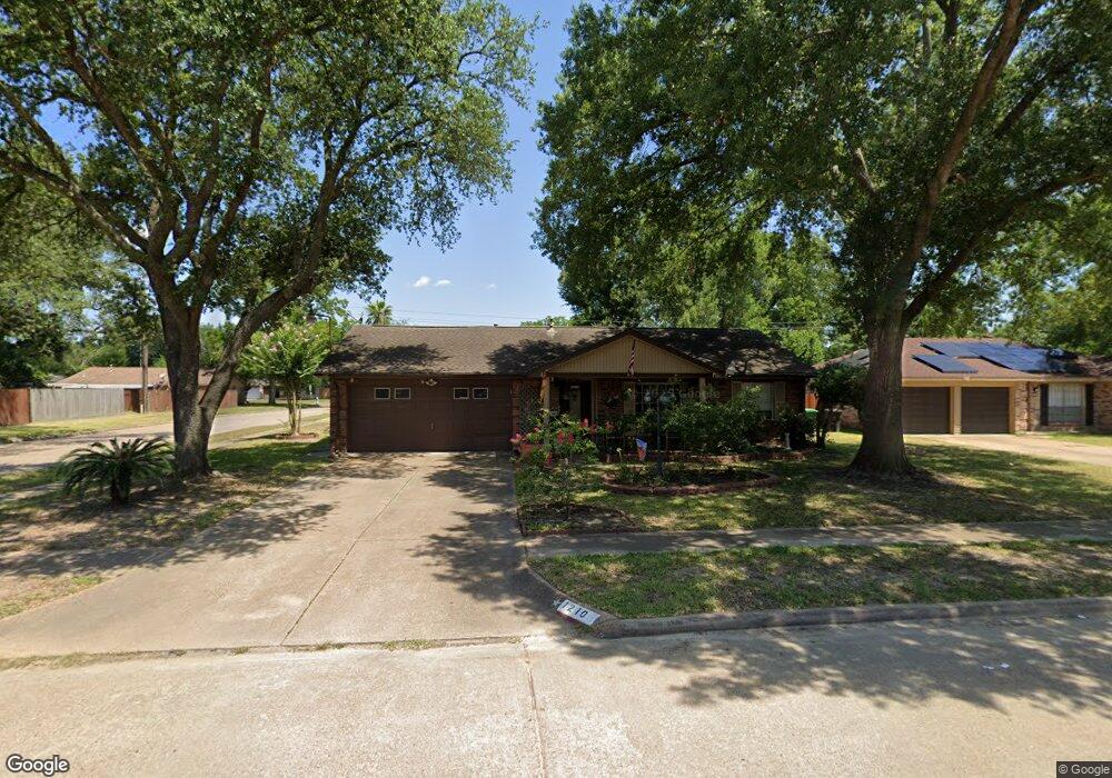 1210 Saddle Rock Dr, Houston, TX 77088 - photo 1