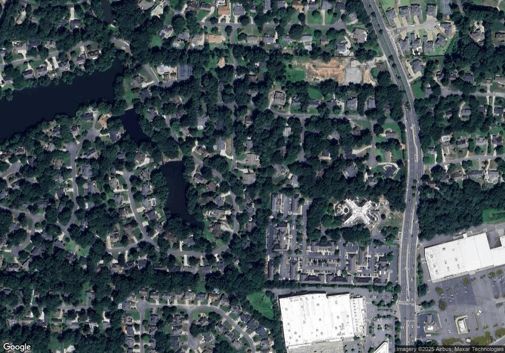 1488 Old Hunters Lake Dr, Marietta, GA 30062 - photo 1