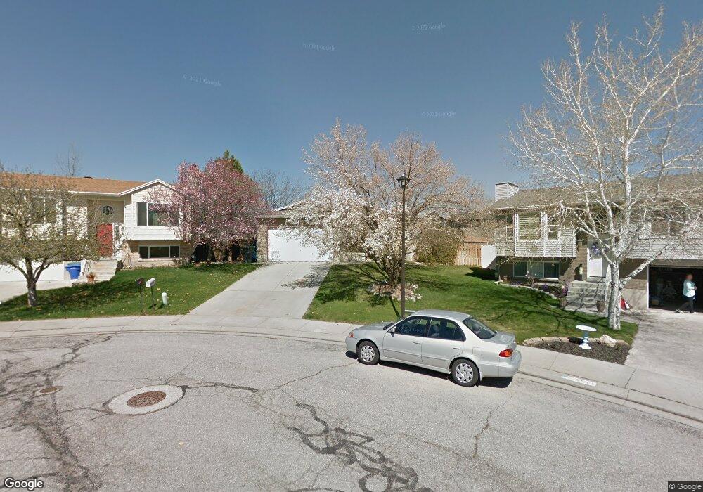 5576 Golden Gate Cir, West Jordan, UT 84081 - photo 1