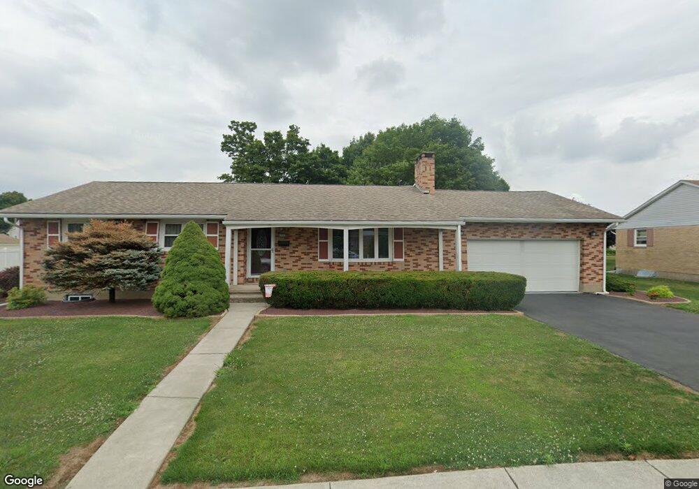 4395 Jay St, Whitehall, PA 18052 - photo 1