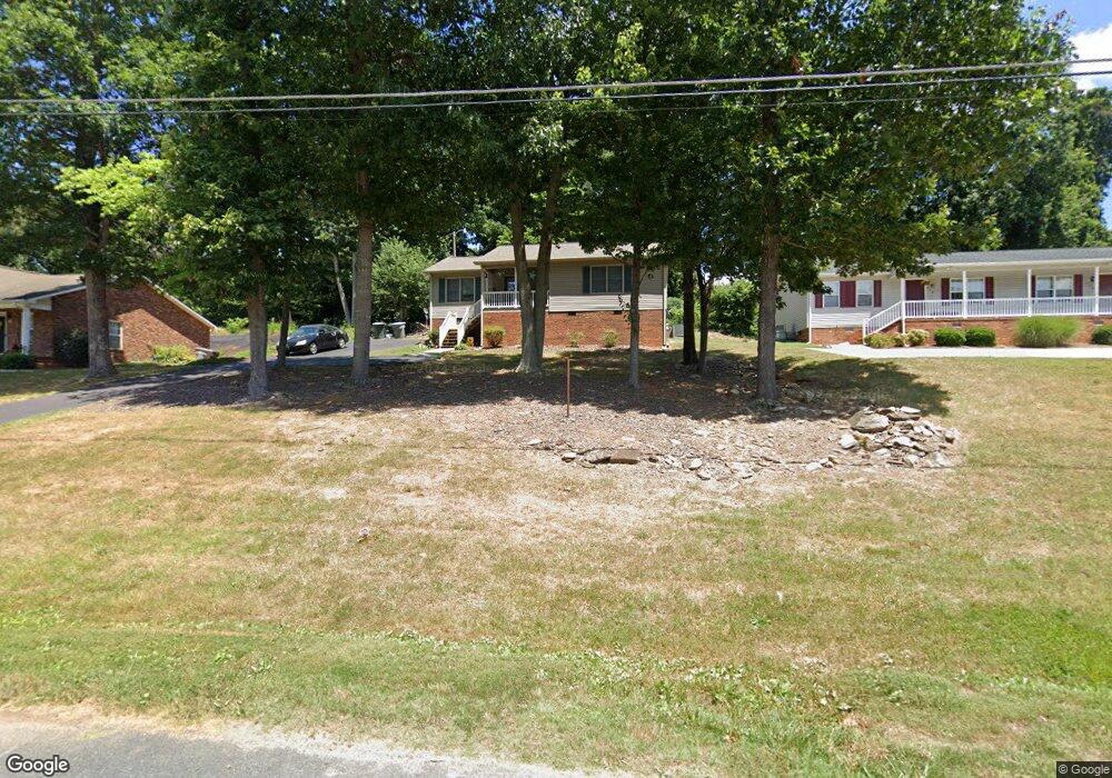 614 Lincoln Ave, Asheboro, NC 27205 - photo 1