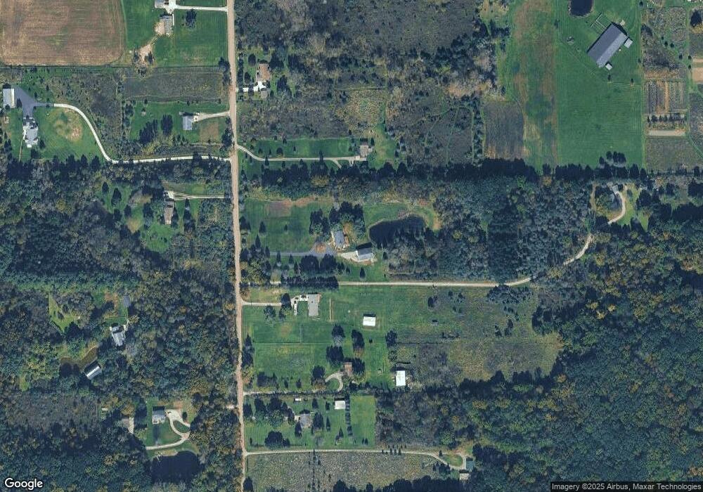 10161 van Vleet Rd, Gaines, MI 48436 - photo 1