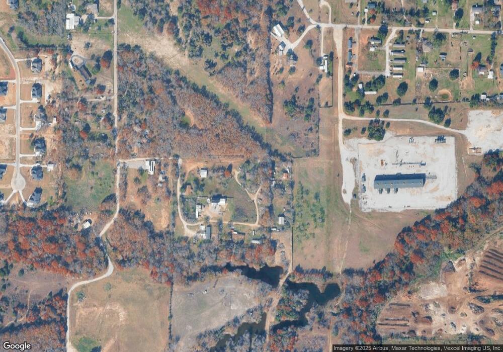 1004 Ballard Rd, Azle, TX 76020 - photo 1