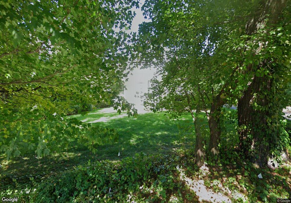 1265 South St, Needham, MA 02492 - photo 1