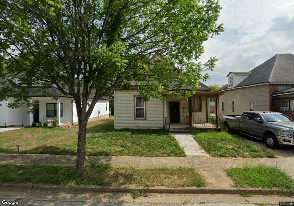 2011 Ivy St, Chattanooga, TN 37404 - photo 1