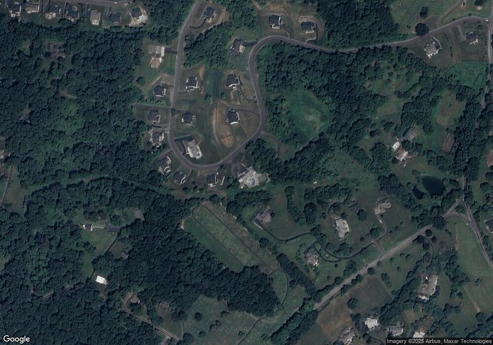 5720 Saucon Ridge Rd, Coopersburg, PA 18036 - photo 1