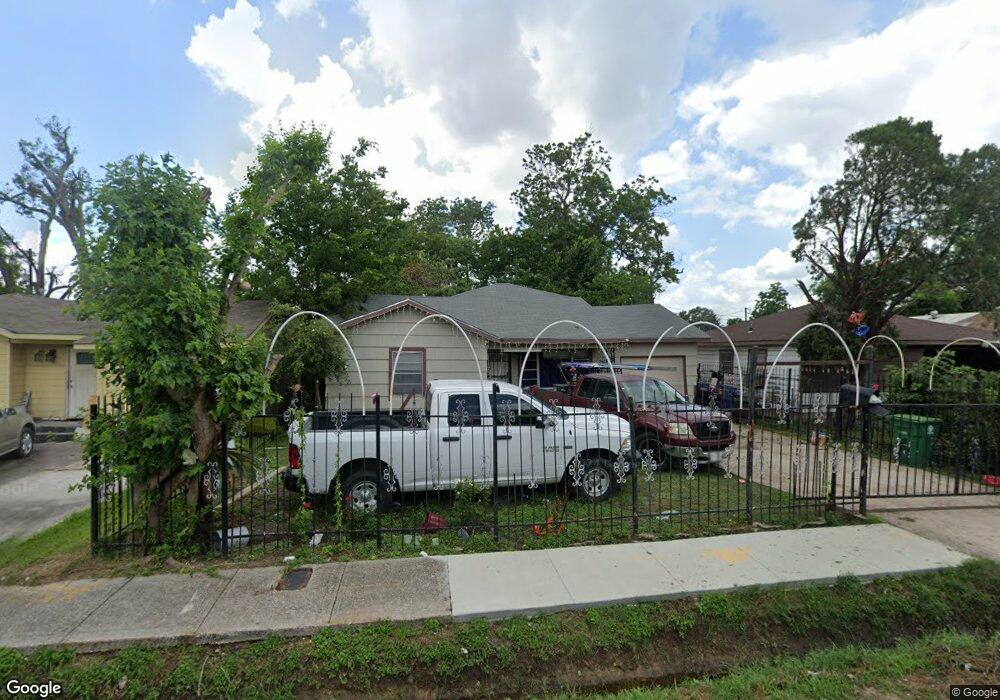3423 Love St, Houston, TX 77026 - photo 1