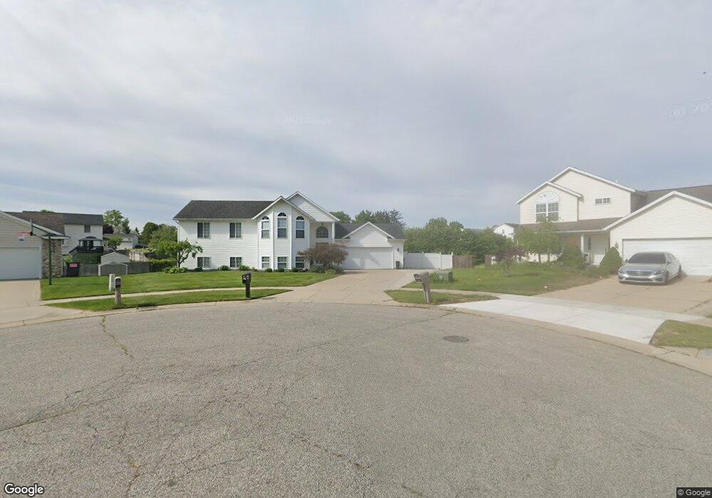 1572 Lillyview Ct SW, Wyoming, MI 49509 - photo 1