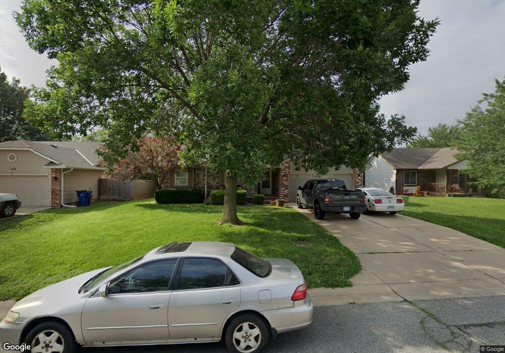 122 Chestnut Dr, Mulvane, KS 67110 - photo 1