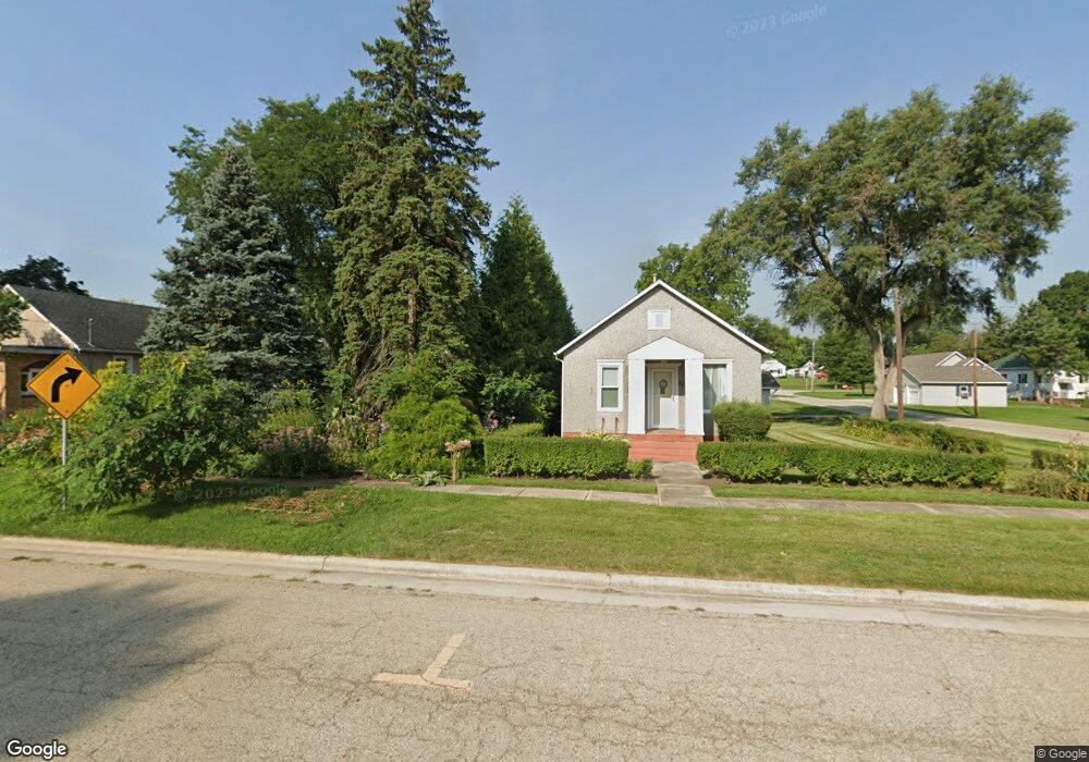 303 S Main St, Arlington, IL 61312 - photo 1