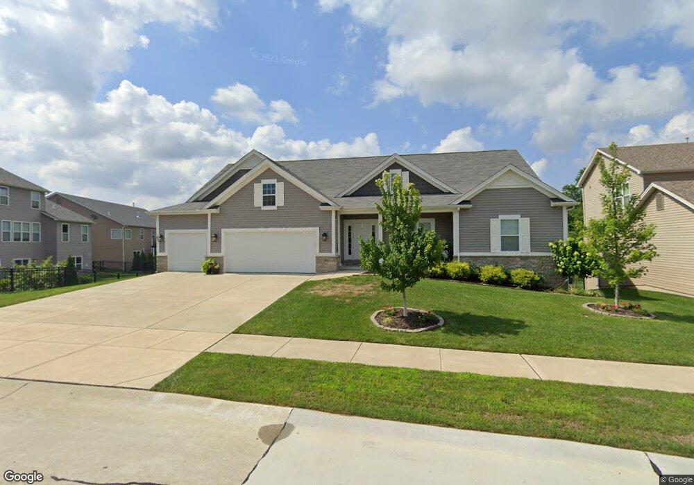 341 Wyndemere Dr, Lake Saint Louis, MO 63367 - photo 1