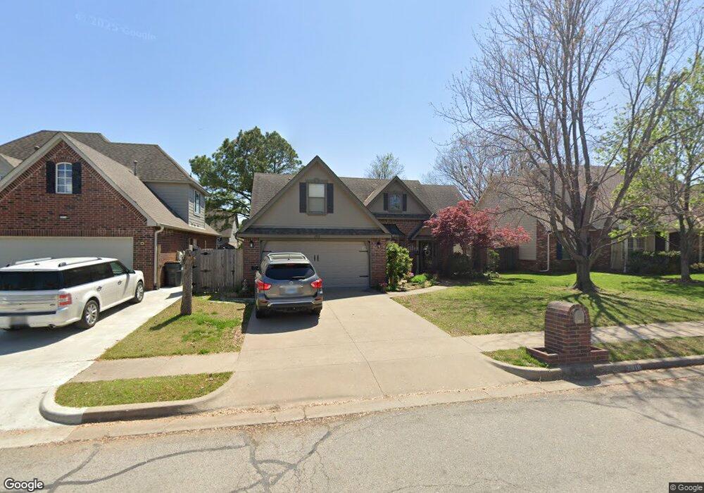 2918 W F St, Jenks, OK 74037 - photo 1