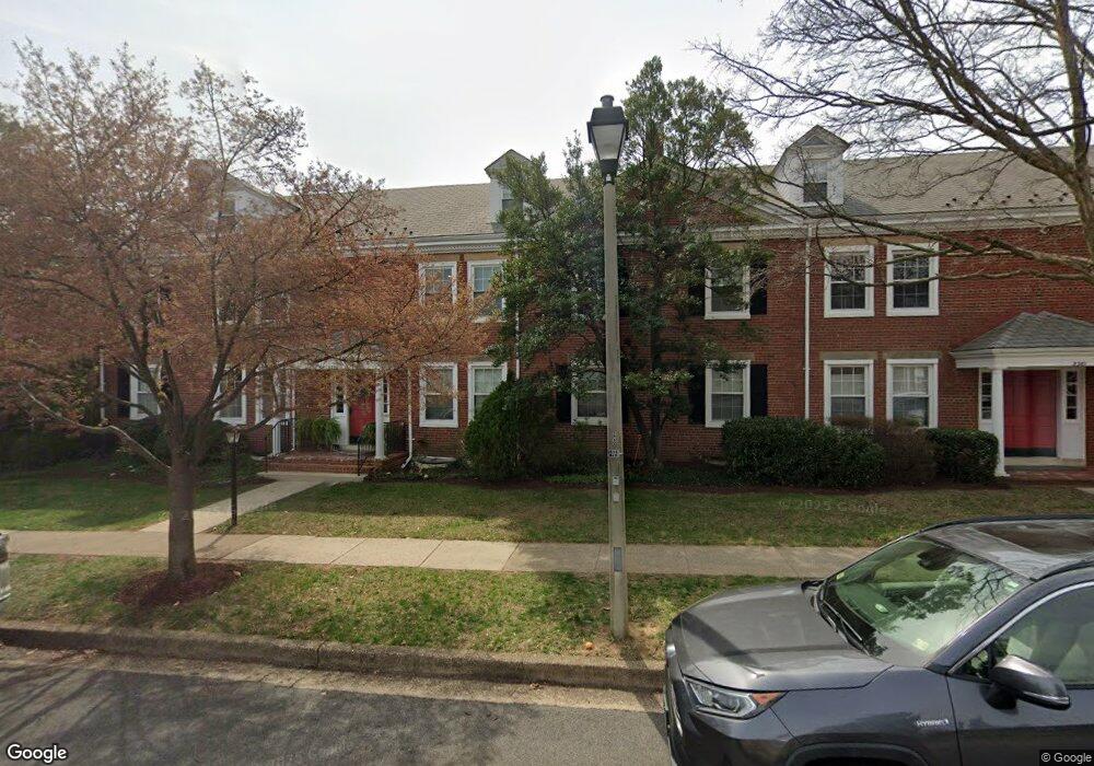 3361 S Wakefield St unit B2, Arlington, VA 22206 - photo 1