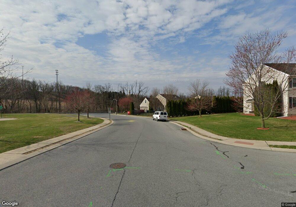 1 Nantucket Dr, Reading, PA 19605 - photo 1