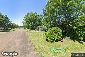 402 Circle Dr, Braham, MN 55006