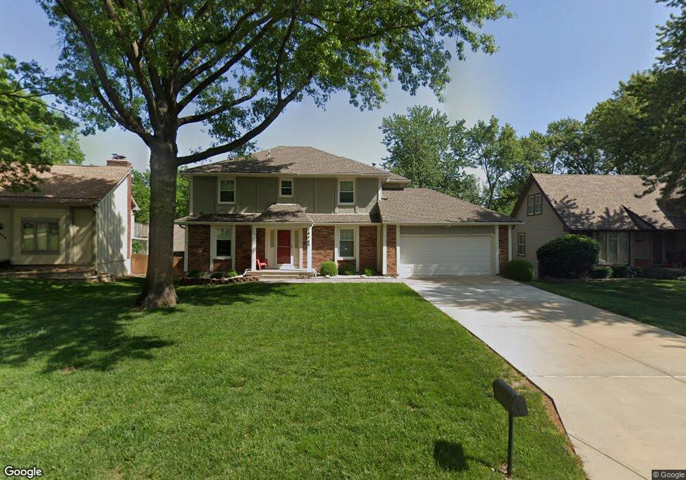 10462 Caenen Lake Rd, Lenexa, KS 66215 - photo 1
