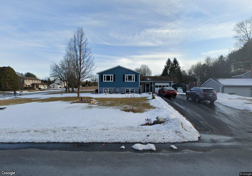 9 Ichabod Ln, Ballston Spa, NY 12020 - photo 1