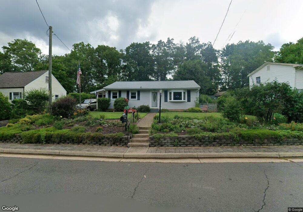 142 Lambert Dr, Manassas Park, VA 20111 - photo 1