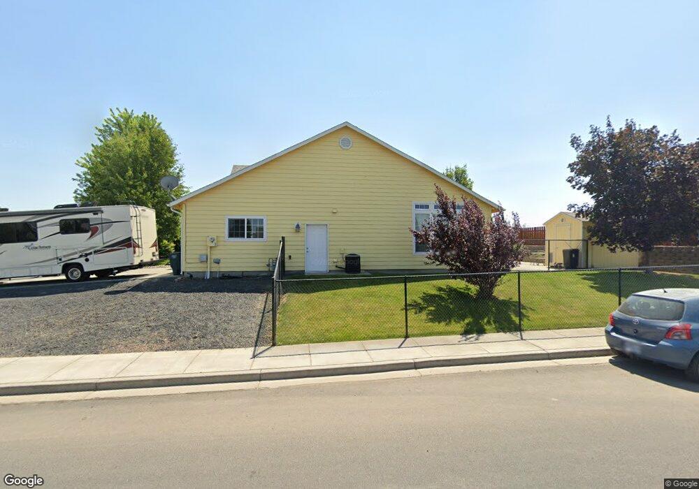 1905 SW 3rd St, Pendleton, OR 97801 - photo 1
