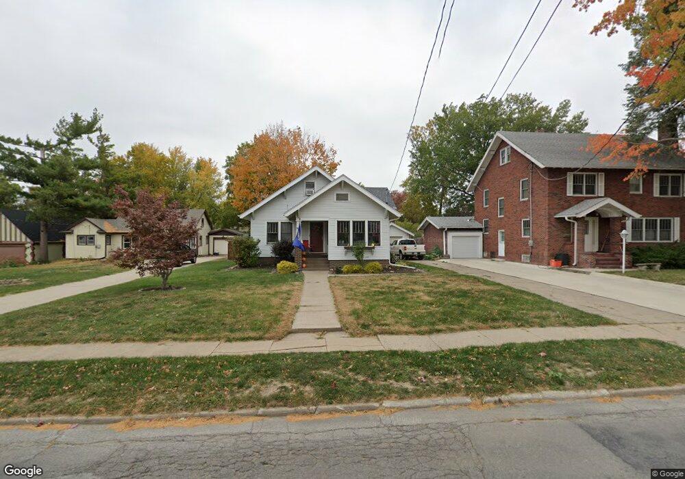 612 S 5th Ave W, Newton, IA 50208 - photo 1