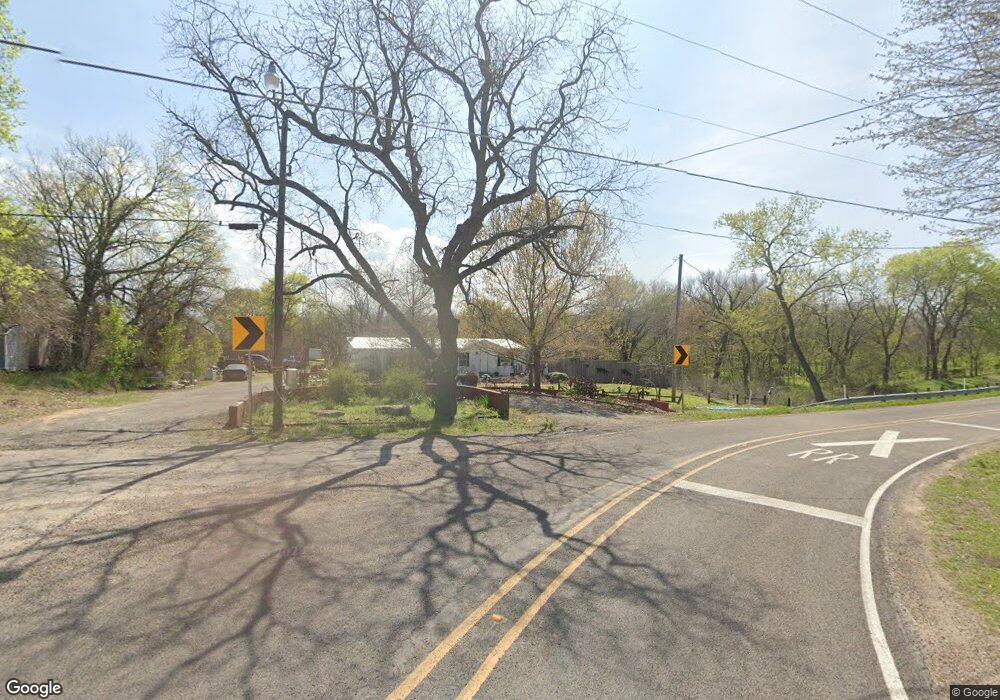 319 E Hackberry, Whitewright, TX 75491 - photo 1