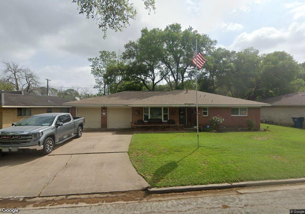 1621 Edna Ave, Bay City, TX 77414 - photo 1