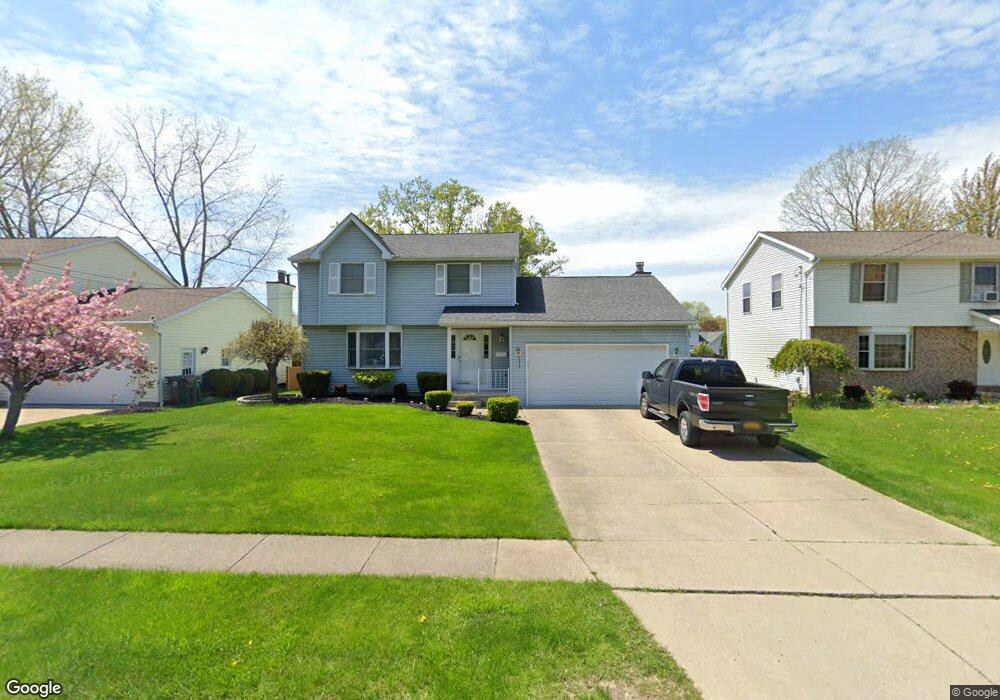 1216 Nash Rd, North Tonawanda, NY 14120 - photo 1