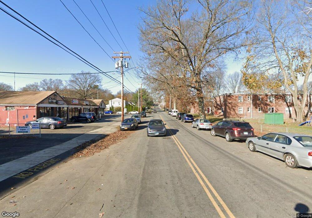 355 Granfield Ave unit Building 9 Apartment, Bridgeport, CT 06610 - photo 1