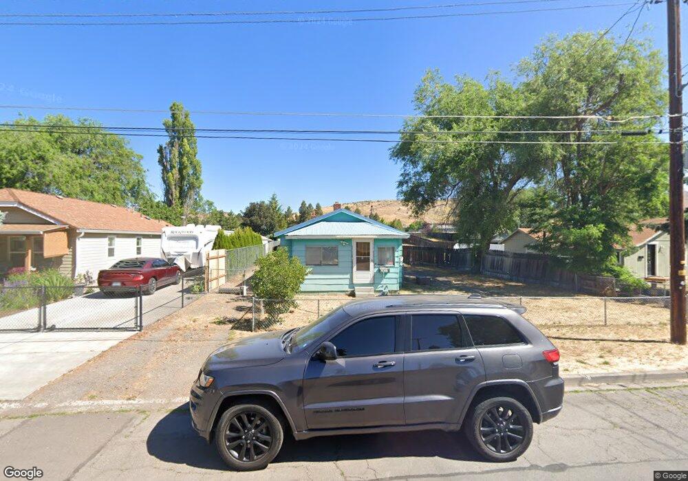 2427 Orchard Ave, Klamath Falls, OR 97601 - photo 1