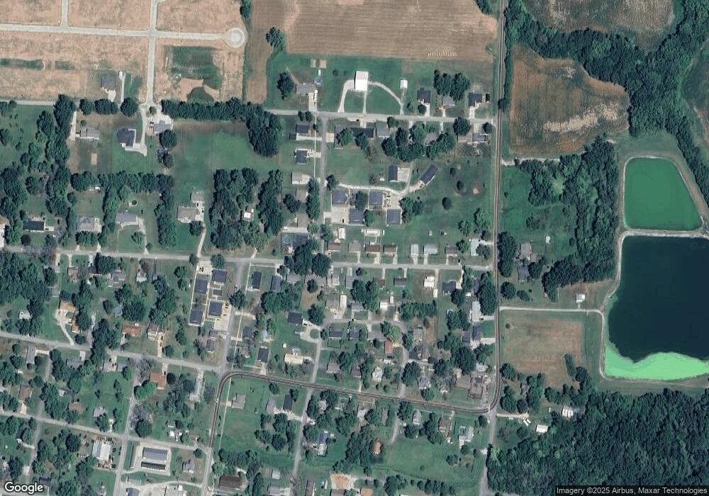 203 E Proctor St, Sturgeon, MO 65284 - photo 1