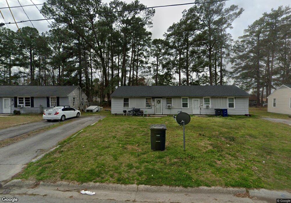 517 Elm St unit 519, Jacksonville, NC 28540 - photo 1
