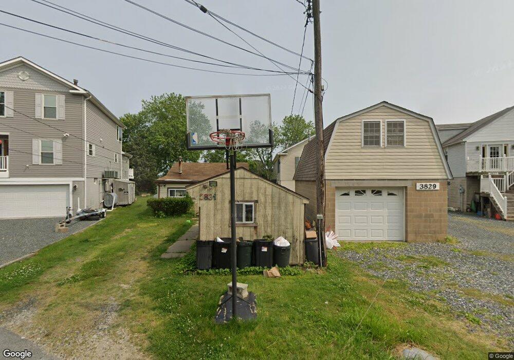 3834 Clarks Point Rd, Baltimore, MD 21220 - photo 1