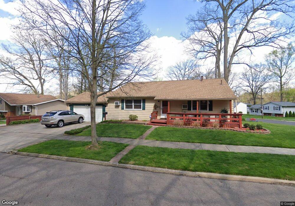1457 Hilton Dr, Akron, OH 44313 - photo 1